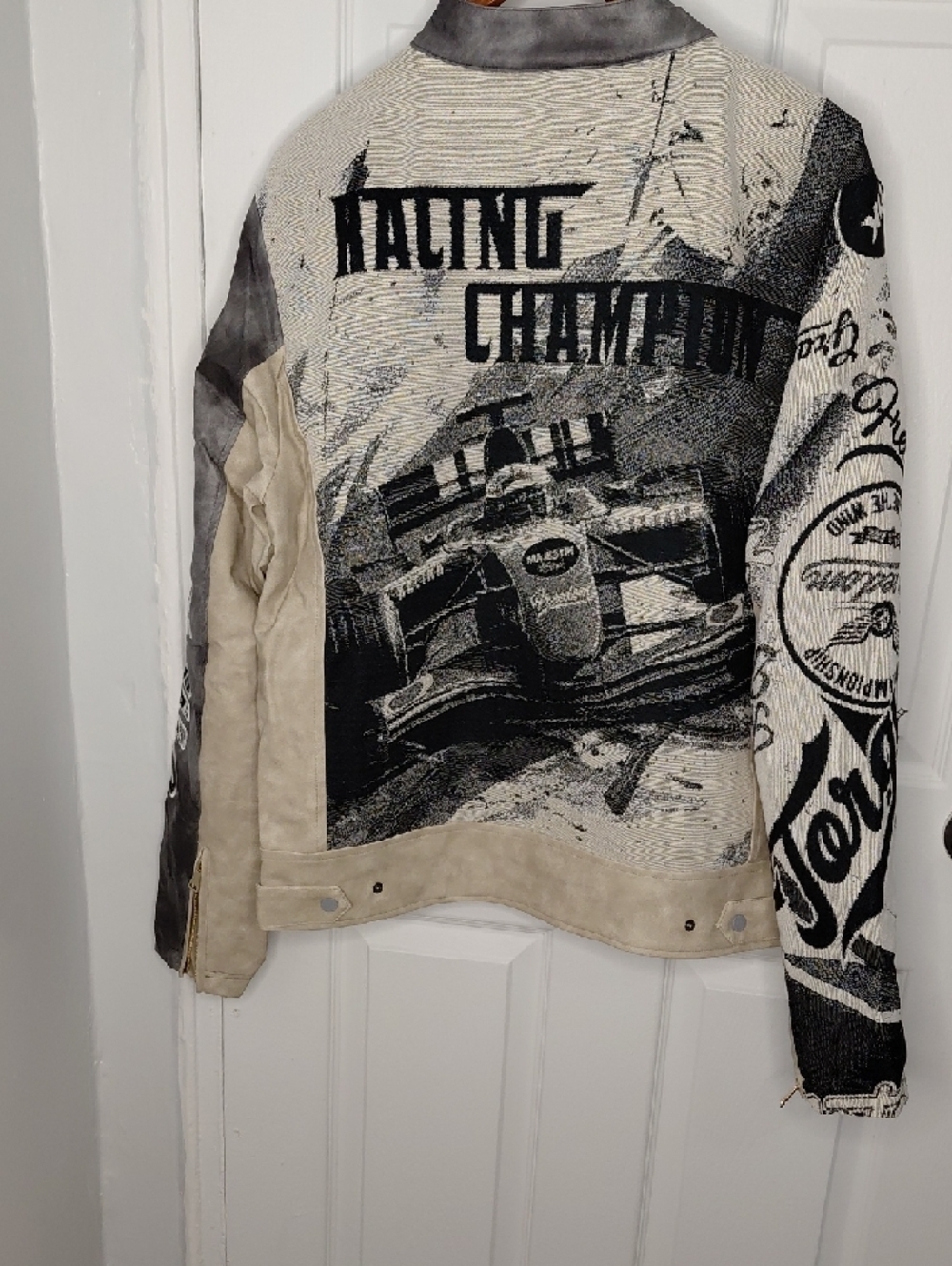 Racing Graphic Leather Jacket - Black & Cream - Picture 11 of 11